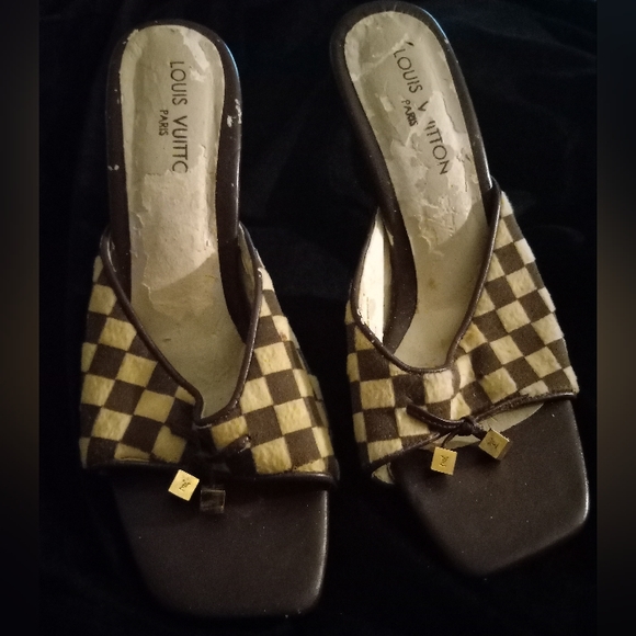 Vintage Louis Vuitton Preowed beige leather Brown plaid with Tassel sz.6.or 39. - Picture 1 of 7